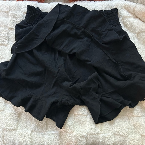 Lets Run Wild • ruffle skort - Picture 4 of 6